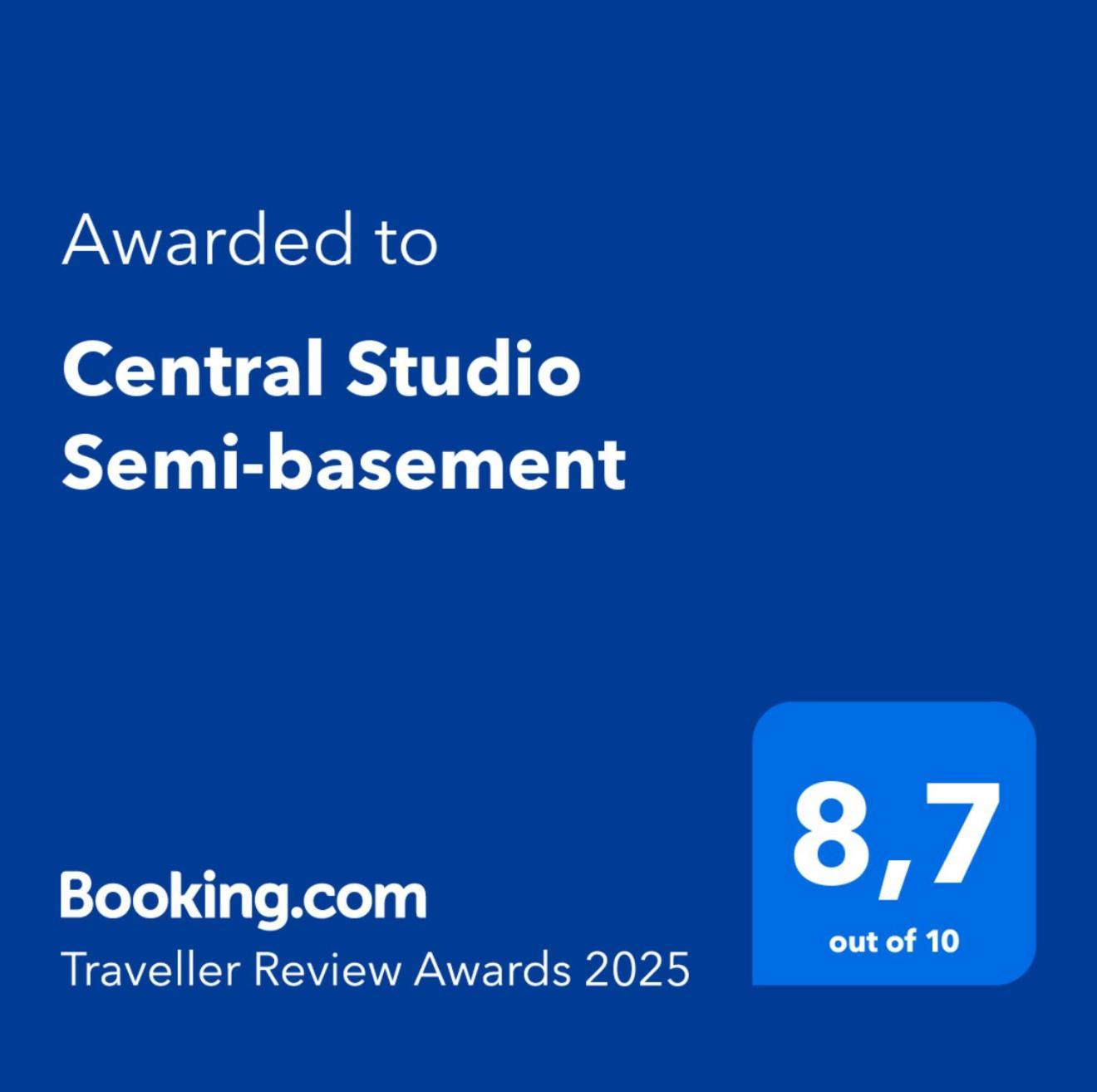Central Studio Semi-Basement Heraklion (Crete) Exterior foto